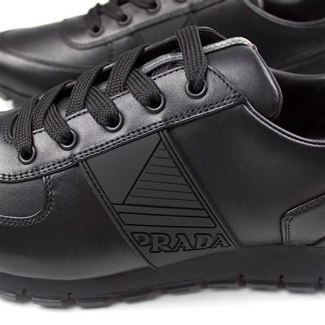 prada negozio scarpe uomo|prada calzature uomo sneakers.